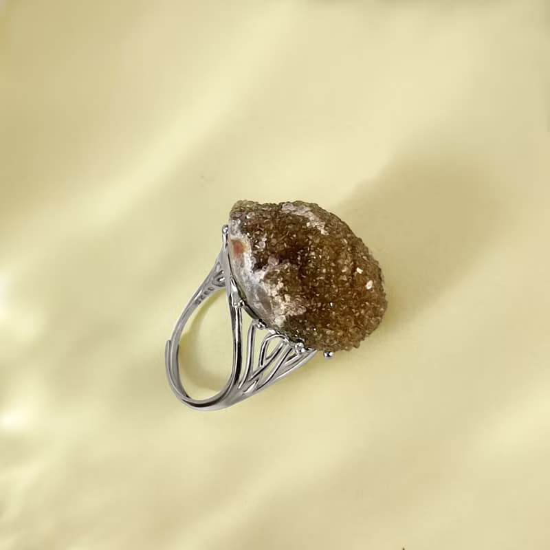 橄欖綠瑪瑙活口戒指 隨形原石標本異象面包款星光手工指環 S925銀