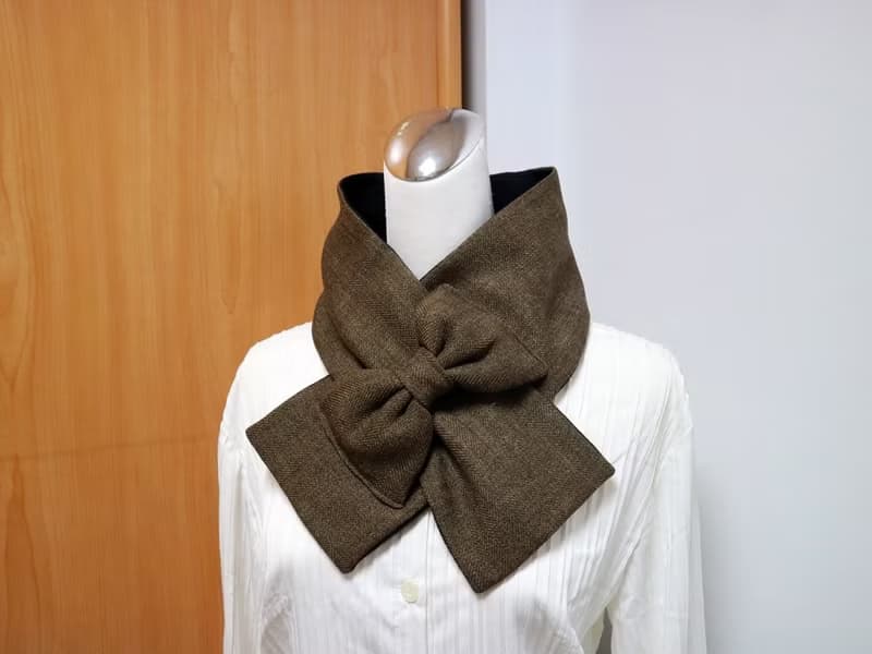 咖啡蝴蝶結款 可調式短圍巾.scarf 圍脖雙面雙色 大人.小孩均可用