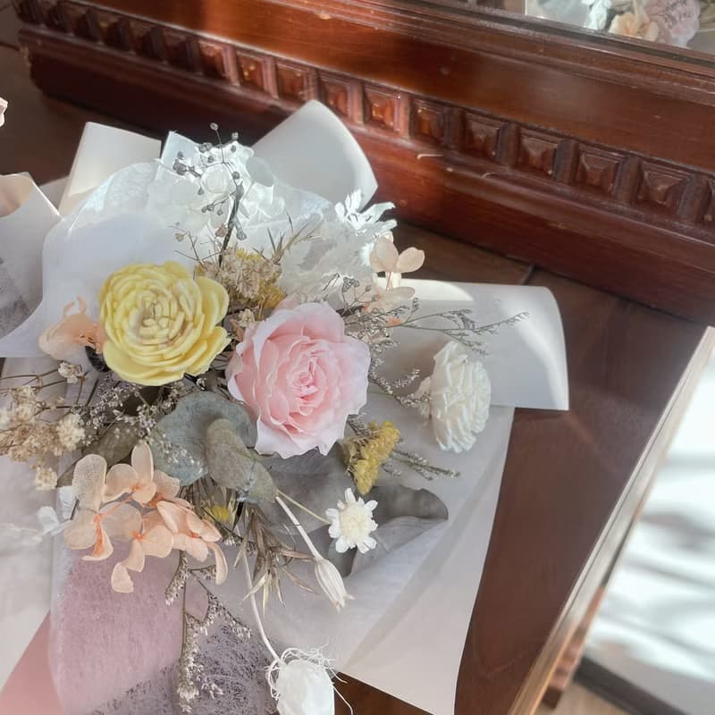 【永生花束】中型花束 儀式感 生日禮物 情人節花束 畢業花束