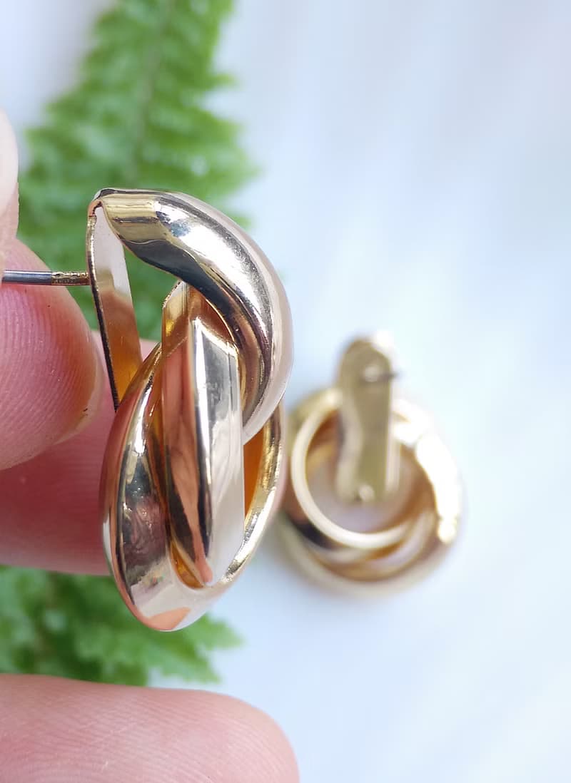 Vintage Jewelry 西洋古董飾品 金色調 摩登經典  針式耳環
