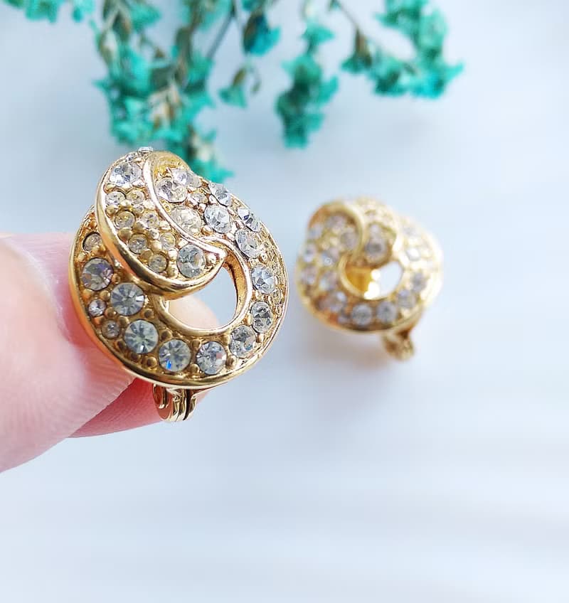 Vintage Jewelry 西洋古董飾品  MONET 對稱 夾式耳環