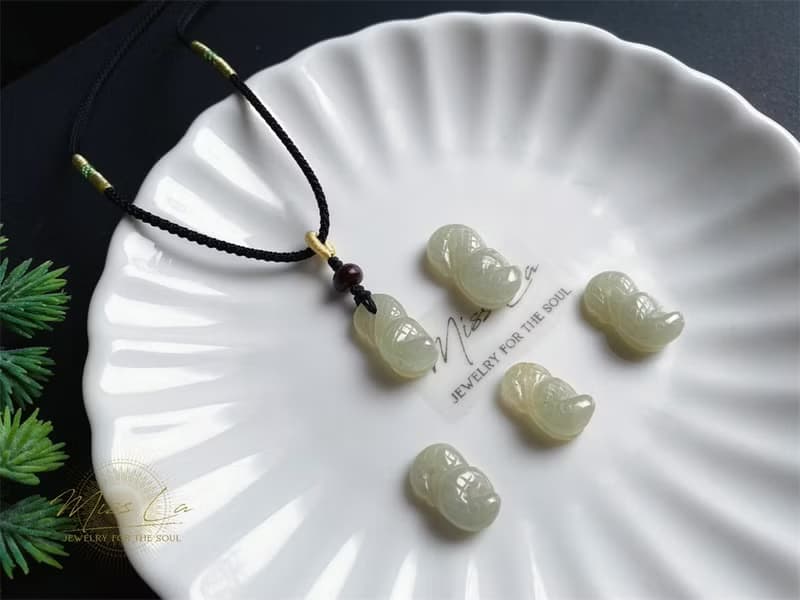 天然緬甸玉翡翠 蛇 雪梨黃翡 升官發財 頭腦靈活 項鍊 禮物 天然