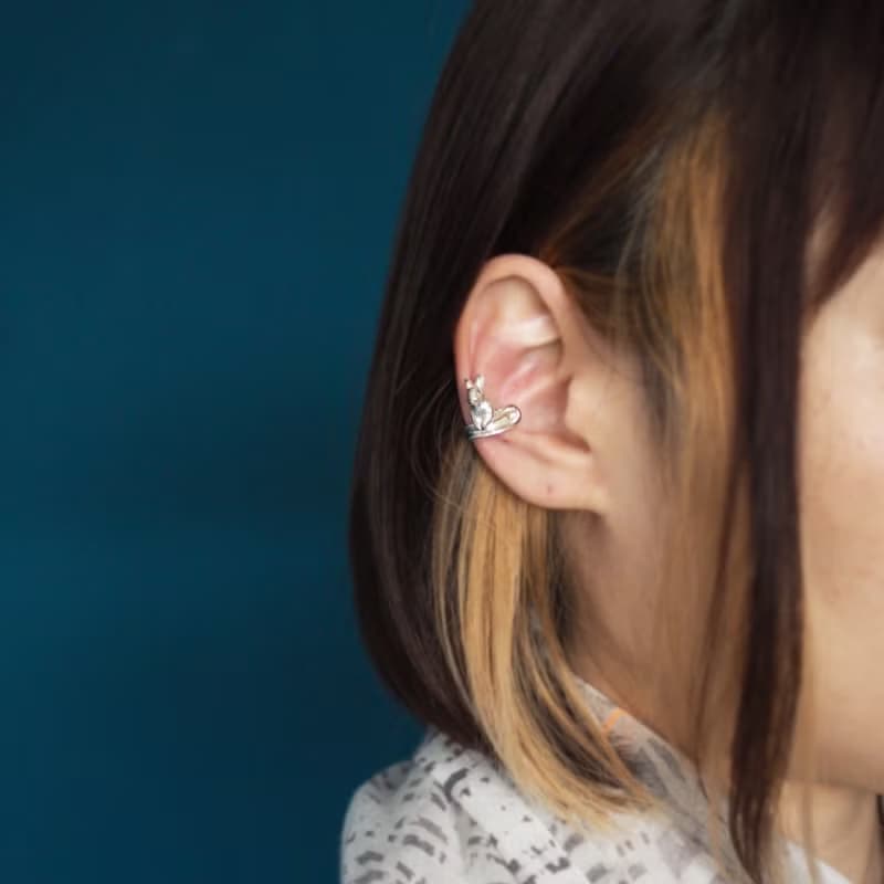 うさぎのイヤーカフ