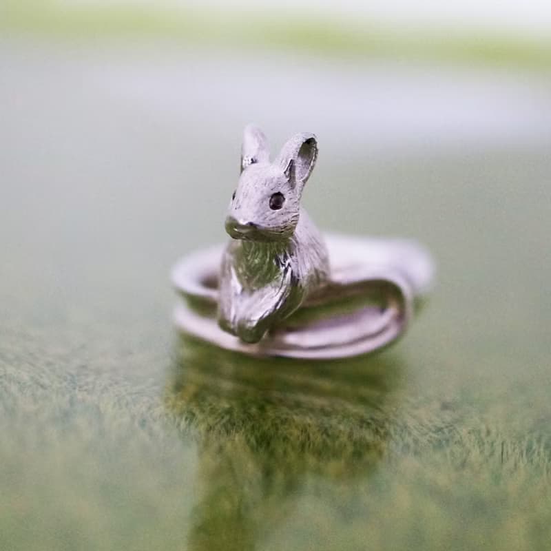 うさぎのイヤーカフ