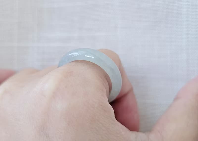 【親翠】天然翡翠 冰睛綠老種極潤種水美手指鐲18號戒圈