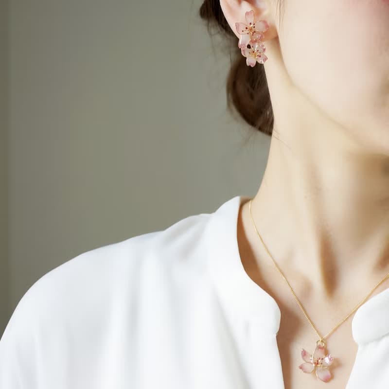 ほんのり桜jewelryピアスorイヤリング