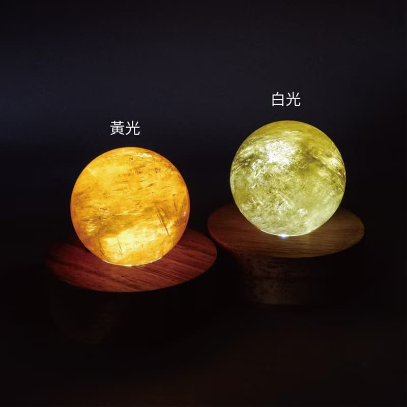 漫步宇宙-黃方解石太空人擴香石燈座
