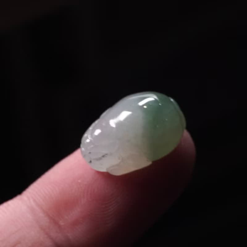 【招財神獸】冰種飄綠翡翠三腳蟾蜍|戒面|裸石|天然A貨翡翠|送禮