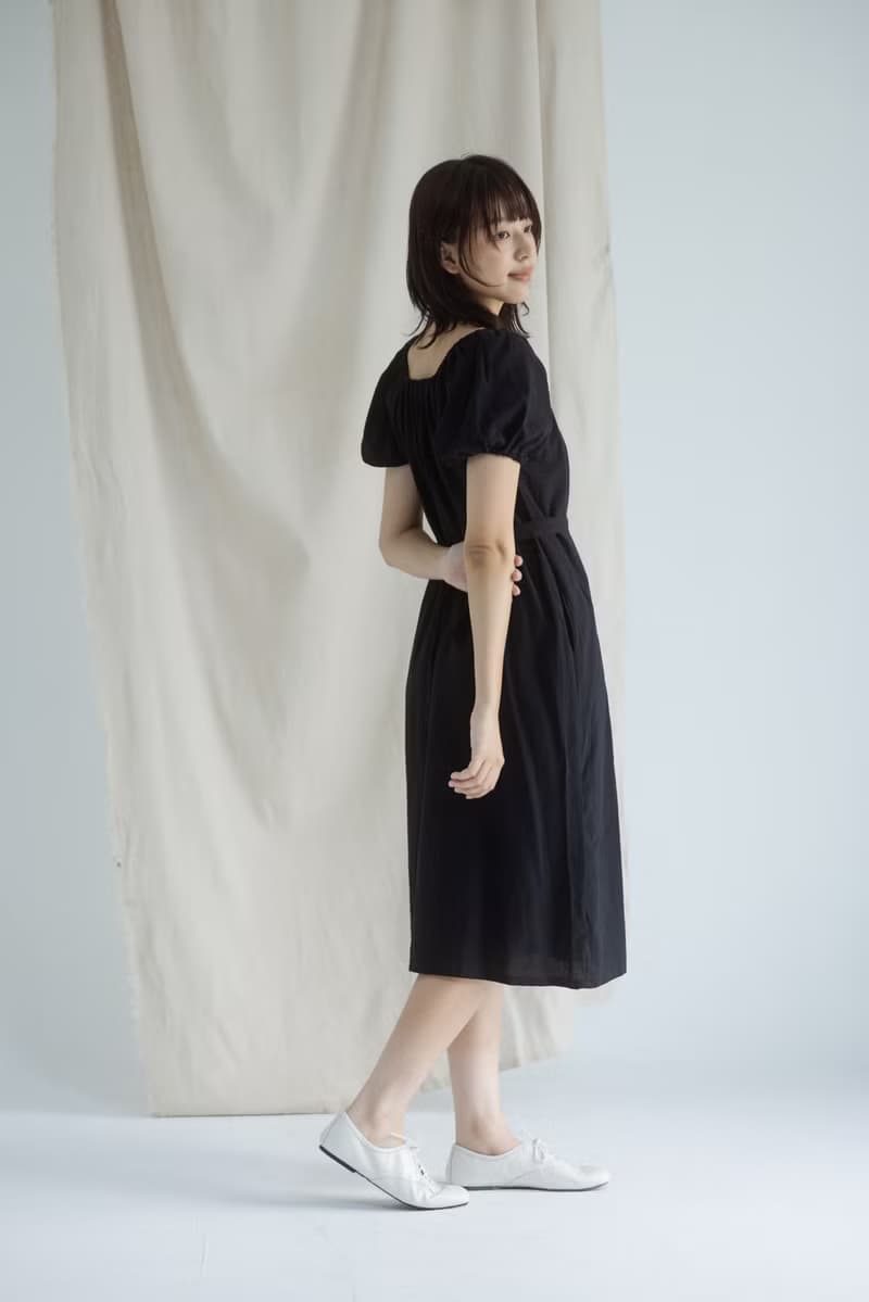 鬆緊帶小袖子排扣洋裝_黑(附綁帶)