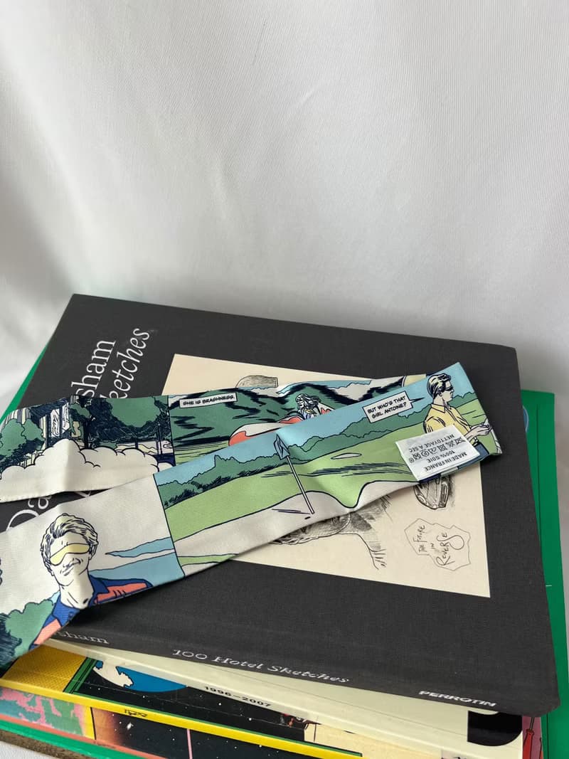 SS2021 Hermes 絲斜紋布圍巾 Wow Twilly