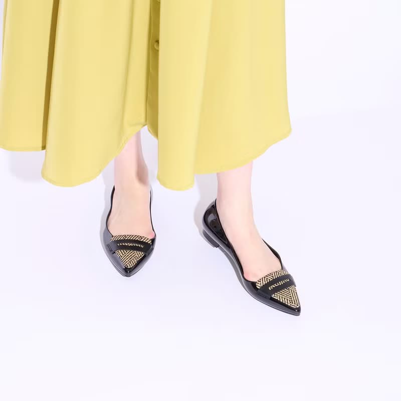 TAMARA RAFFIA  (BLACK) PVC POINTED TOE FLAT  ポインテッドトゥ パンプス