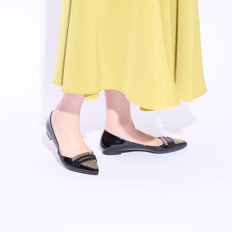 TAMARA RAFFIA  (BLACK) PVC POINTED TOE FLAT  ポインテッドトゥ パンプス
