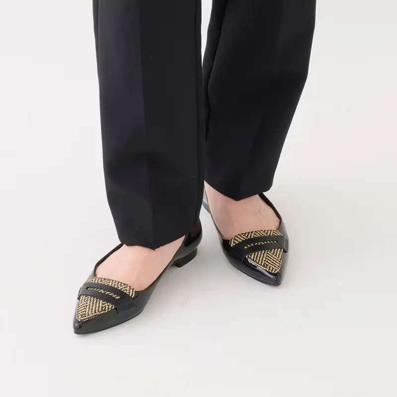 TAMARA RAFFIA  (BLACK) PVC POINTED TOE FLAT  ポインテッドトゥ パンプス