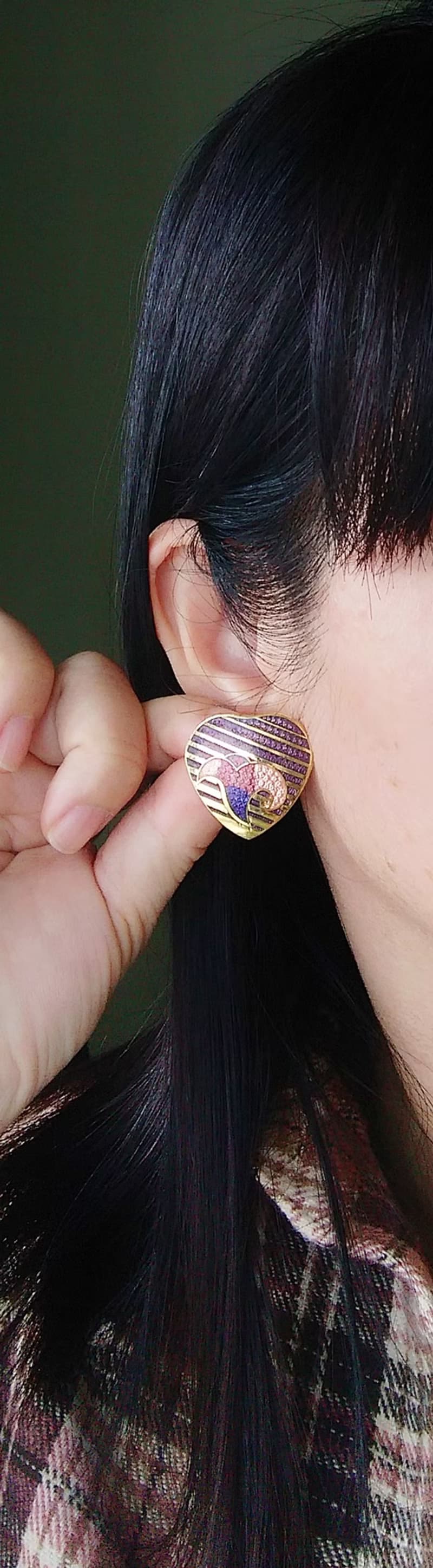 【西洋古董飾品 】景泰藍 紫色底 愛心條紋 百合花卉 針式耳環