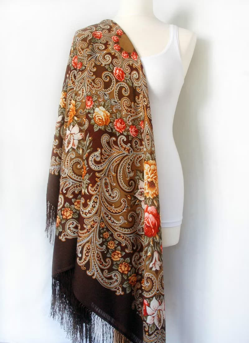 Pavlovo Posad Russian Shawl 100% Wool Scarf 125x125 cm Wrap Silk Fringe 1437-17
