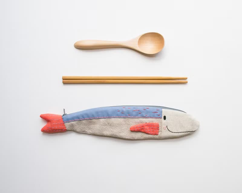 Travelling Tuna cutlery pouch - Nordic