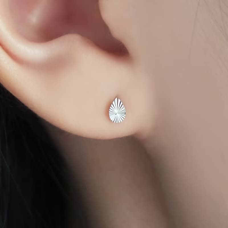 【Second Earrings】 鉑金輻射線露珠耳環