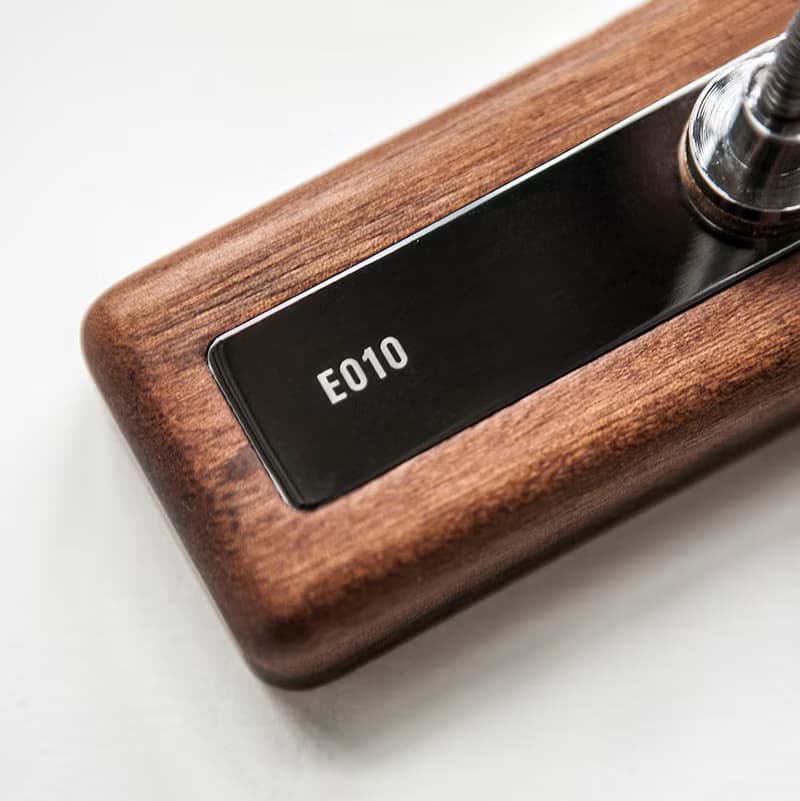 Whims LED木質閱讀壁燈 ∣ 觸控式三段調光 ∣ 台電退役木橫擔