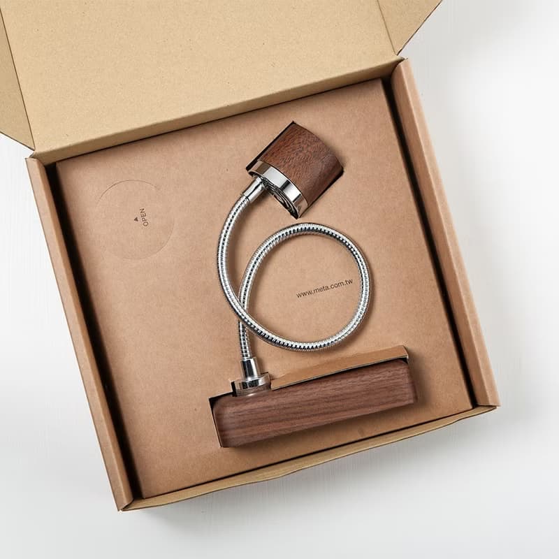 Whims LED木質閱讀壁燈 ∣ 觸控式三段調光 ∣ 台電退役木橫擔