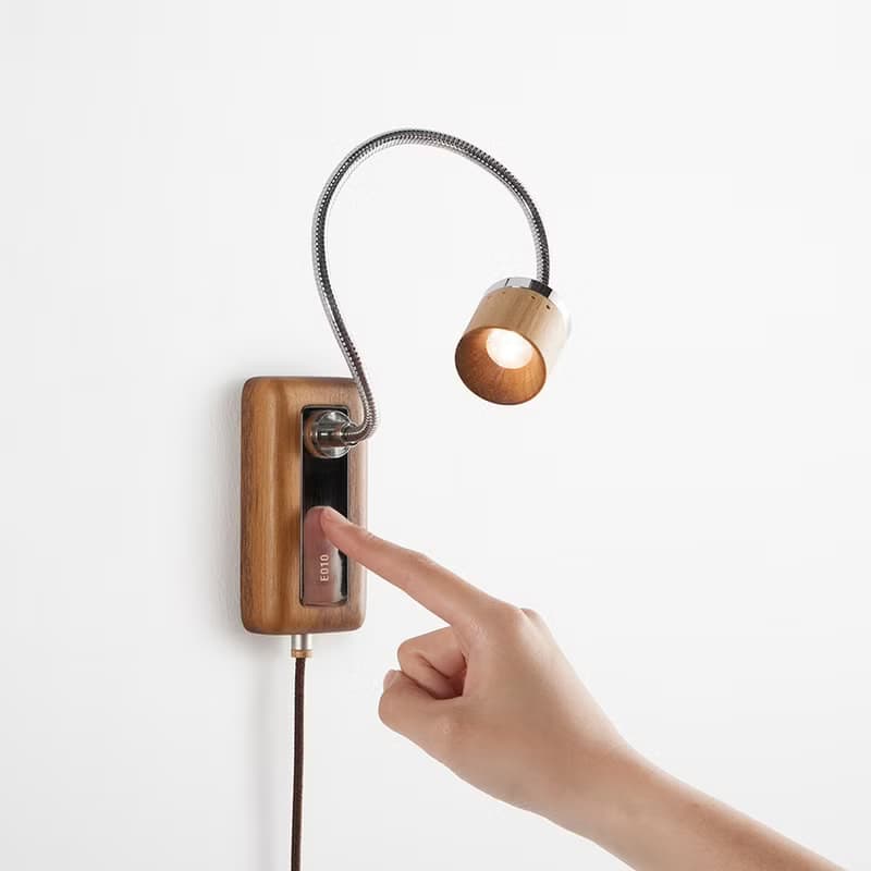 Whims LED木質閱讀壁燈 ∣ 觸控式三段調光 ∣ 台電退役木橫擔