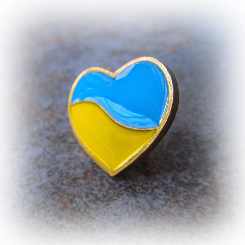 Handmade enamel brass pin ukrainian heart,yellow blue heart pin,ukraine flag pin