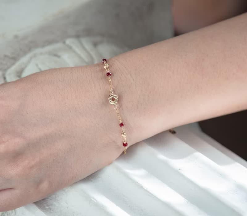 玫瑰之心 14kgf 天然紅寶石簡約手鍊(紅玫瑰)