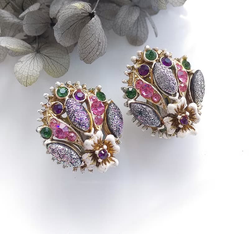 Vintage Jewelry 西洋古董飾品 FLORENZA 白琺瑯彩鑽 夾式耳環