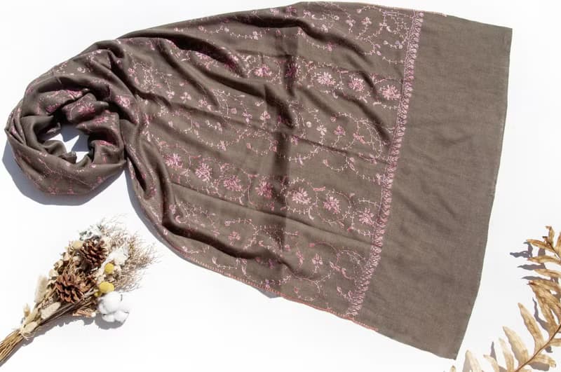 喀什米爾Cashmere/羊絨圍巾/純羊毛圍巾披巾/戒指絨披肩-刺繡花朵