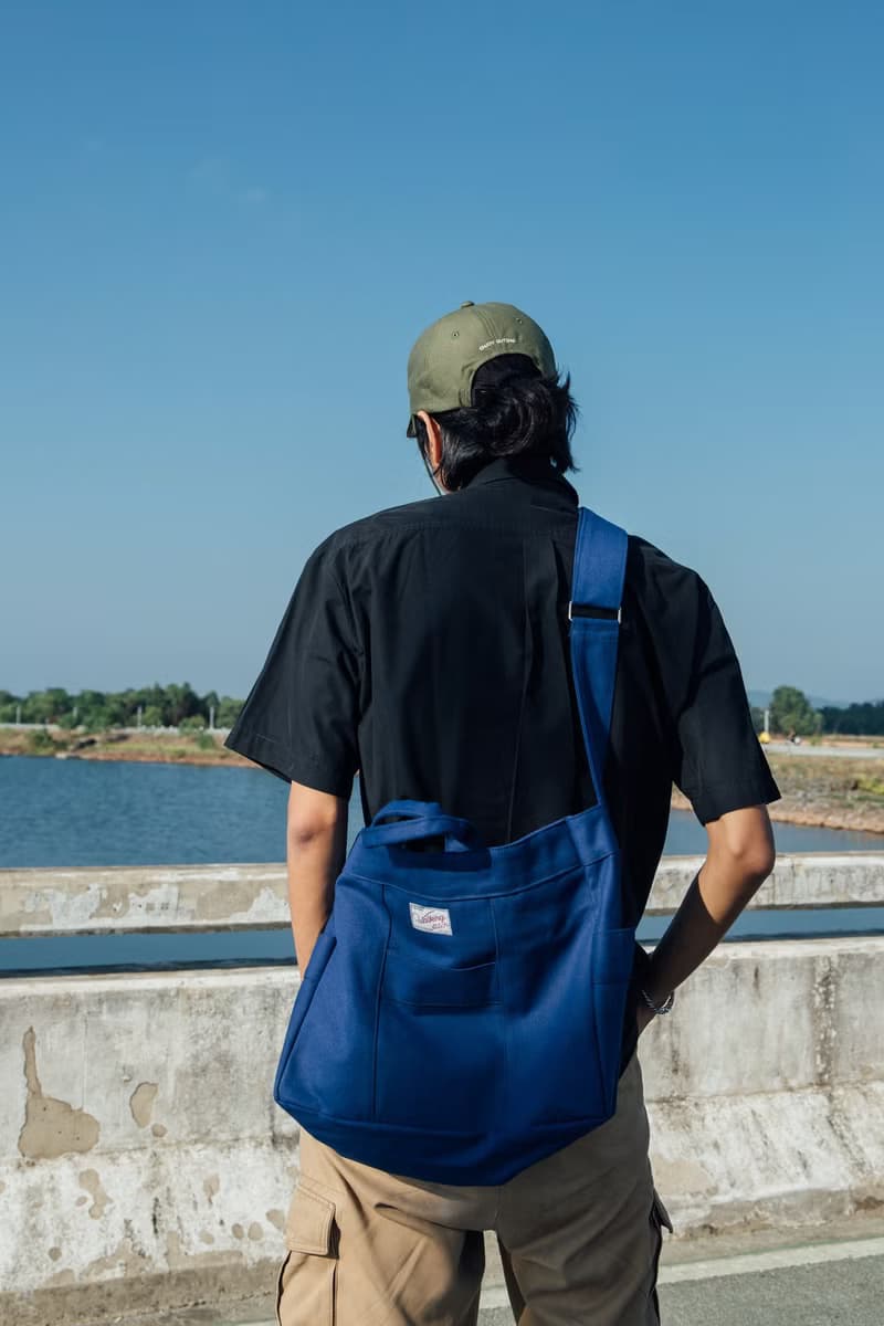 Way Crossbody Bag : Blue