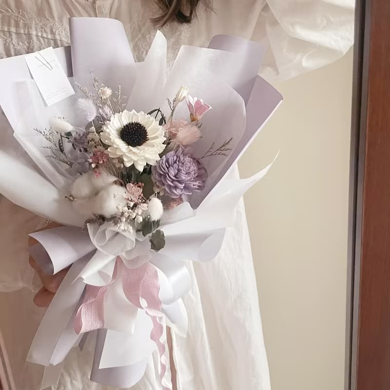 【畢業花束】乾燥花束 永生花束 生日禮物 情人節花束 滿天星