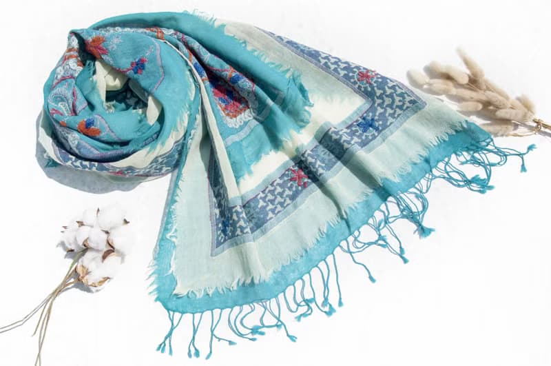 羊絨毛毯 水煮羊毛披肩/針織圍巾/刺繡圍巾/羊絨披巾/喀什米爾Cashmere 聖誕節禮物 交換禮物 母親節 父親節-花