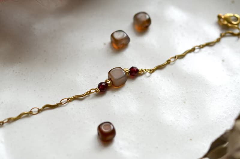 一顆咖啡凍│玉髓‧ 紫牙烏│黃銅手鍊