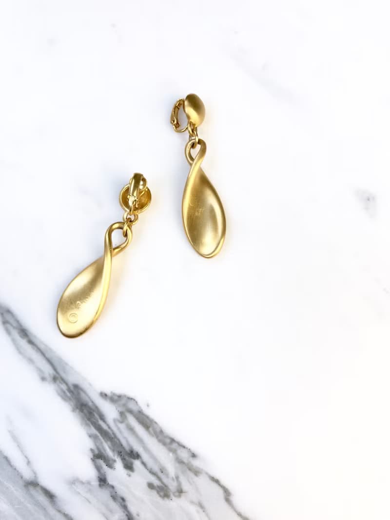 Vintage Ralph Lauren Gold Drop Earrings