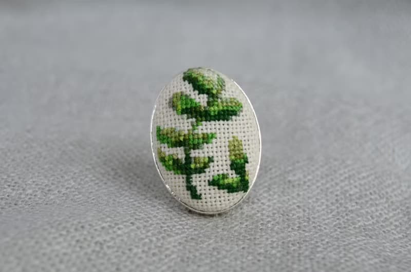 綠枝刺繡戒指十字繡植物飾品手工製作的大自然禮物送給女性