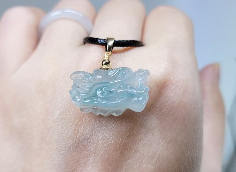 【親翠】天空藍飄烏雞點手工雕刻龍頭皮繩鏈 畢業禮物