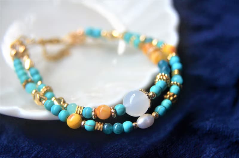 茉莉公主 -  松石、貝珠、磷灰石、淡水珍珠、天河石母乳飾品手鍊