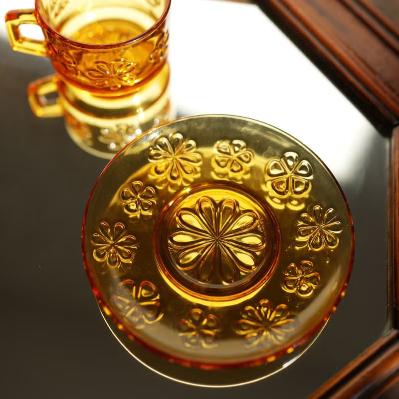 法國復古 Vereco 琥珀色 花朵圖案 玻璃杯碟 / 咖啡杯