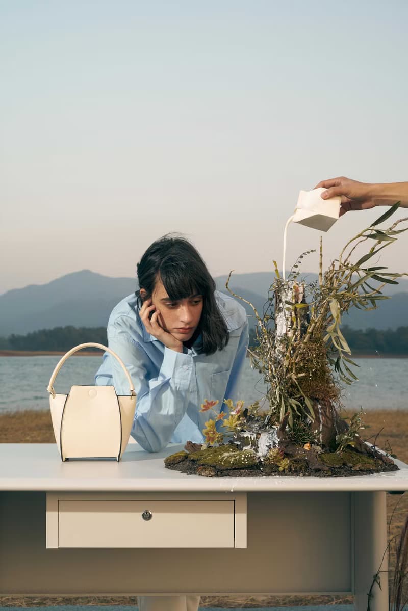 Mini Pine Bag 素皮革 牛奶盒造型 手提包 斜背包 側背包 米白色