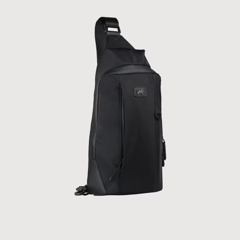 【滿3999送鑰匙圈】亞酷 胸包-黑色/BF511-TW22-BK