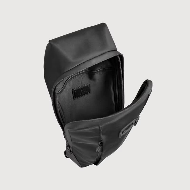 【滿3999送鑰匙圈】亞酷 胸包-黑色/BF511-TW22-BK