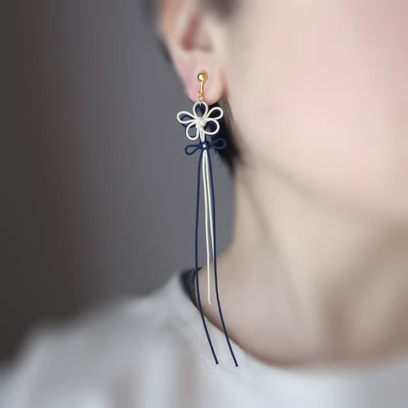 ピアス 道惺々