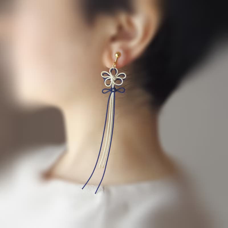ピアス 道惺々