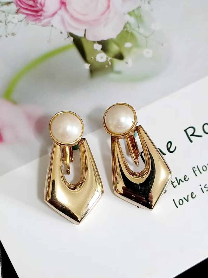 vintage jewelry  典雅金色垂墜鑲珠 夾式耳環