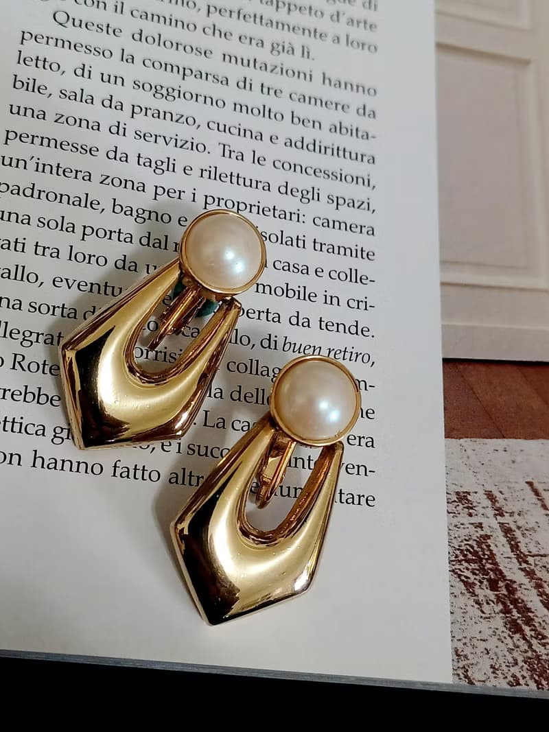 vintage jewelry  典雅金色垂墜鑲珠 夾式耳環