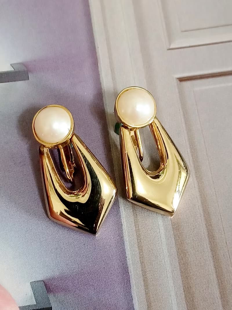 vintage jewelry  典雅金色垂墜鑲珠 夾式耳環