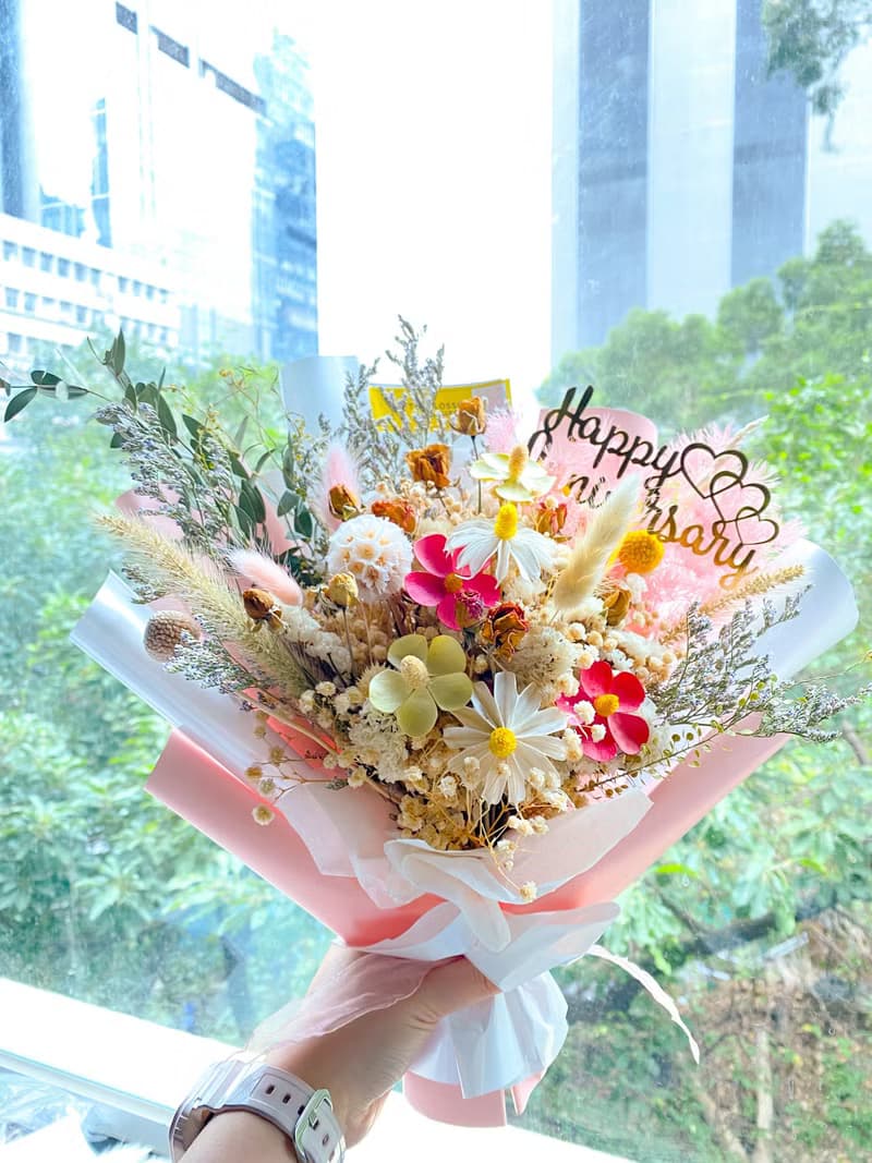 3色小花花花束
