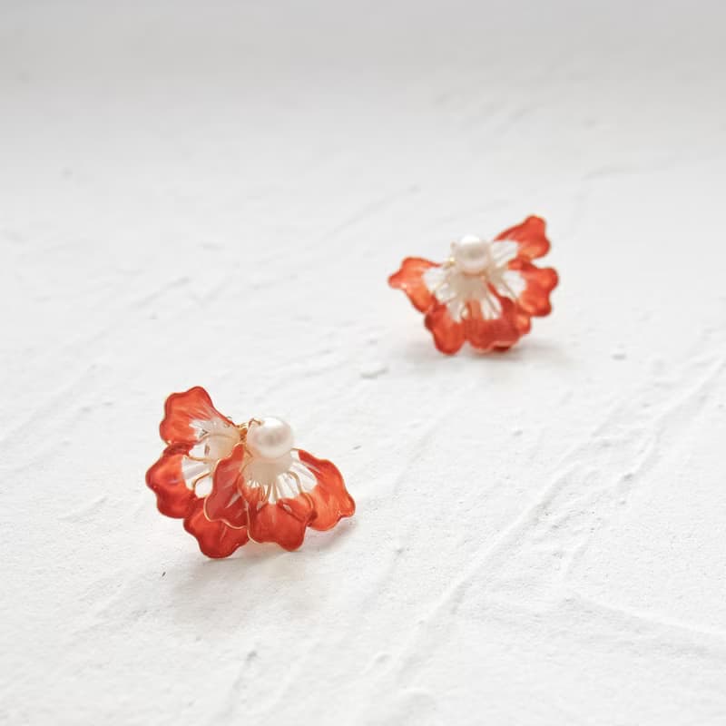 【復古橘色】 蝶の花。水晶花天然珍珠 耳環
