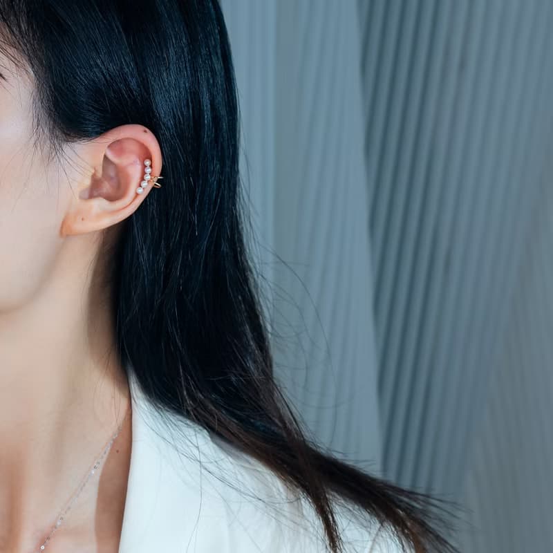 Baby Akoya 簡約直排 18K金 耳夾耳環