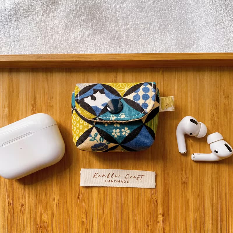 Airpods Case Airpods Pro 耳機套 耳機保護套 綠色日系禮服貓款