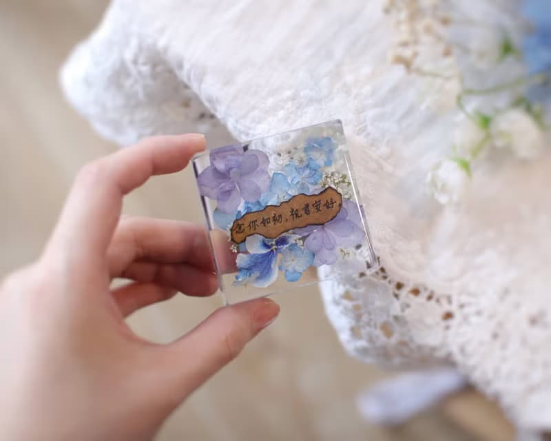 方形立體真花乾燥花擺設/紙鎮/繡球花/情人節禮物/生日禮物